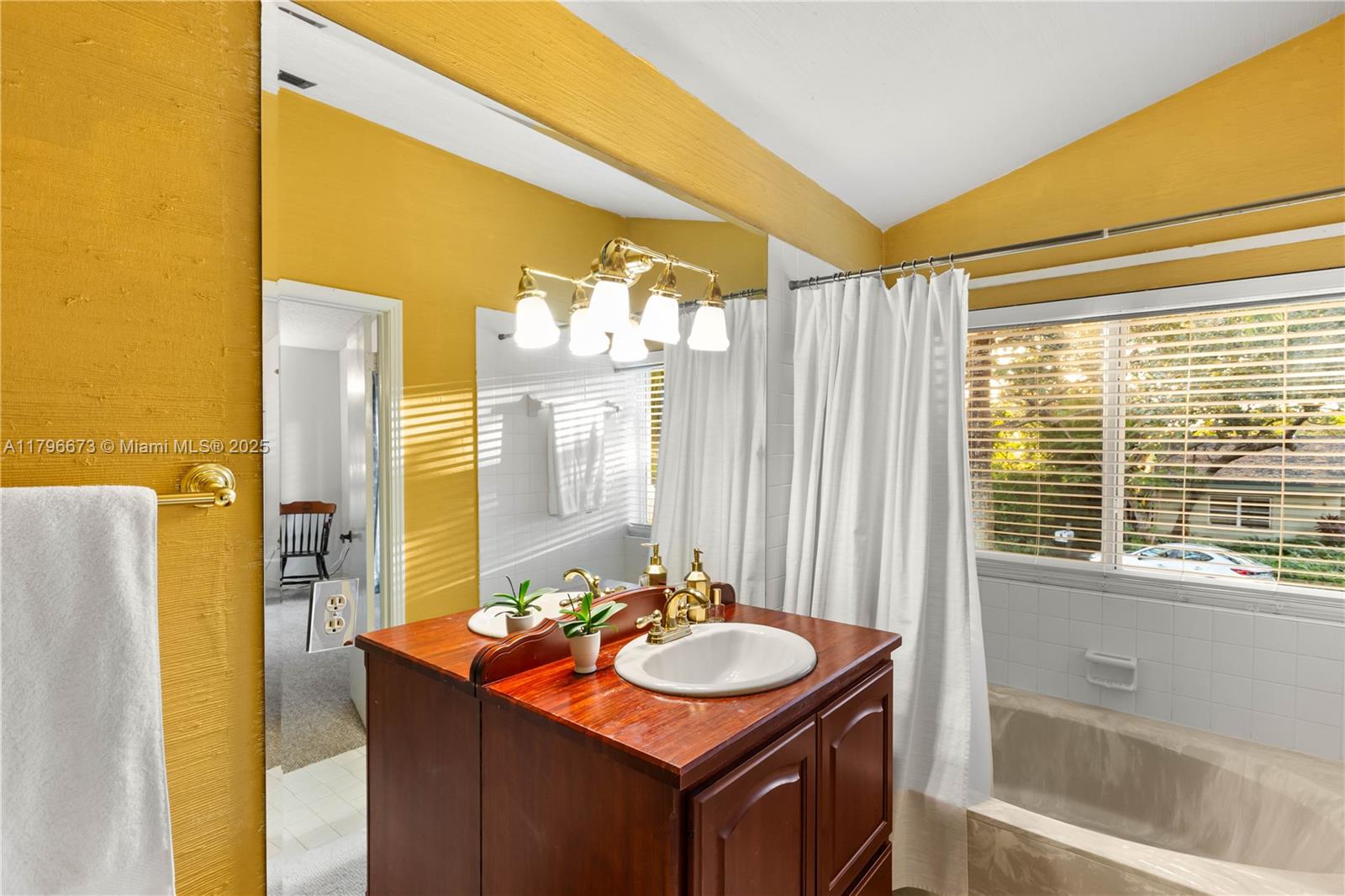 PEPPERWOOD - Residential