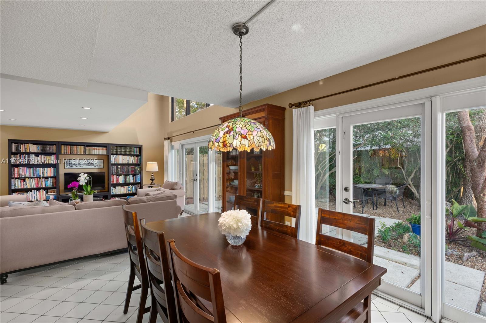 PEPPERWOOD - Residential