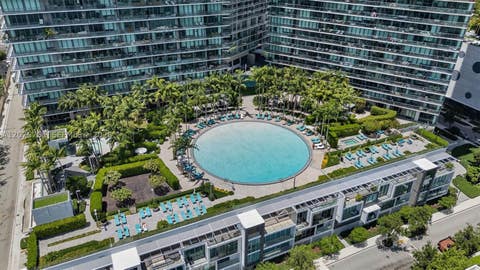 Tiny photo for 650 NE 32nd St #1203, Miami, FL 33137 (MLS # A12075761)
