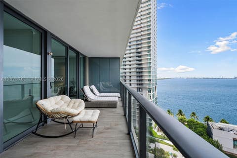 Tiny photo for 650 NE 32nd St #1203, Miami, FL 33137 (MLS # A12075761)