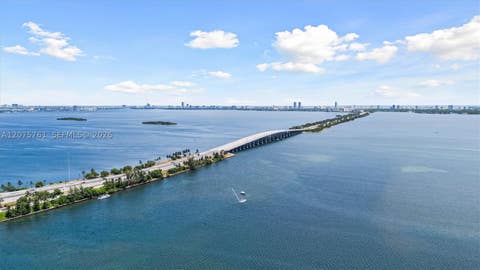 Tiny photo for 650 NE 32nd St #1203, Miami, FL 33137 (MLS # A12075761)
