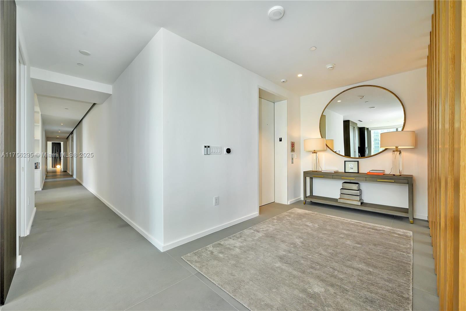 2000 S Ocean Dr 7B