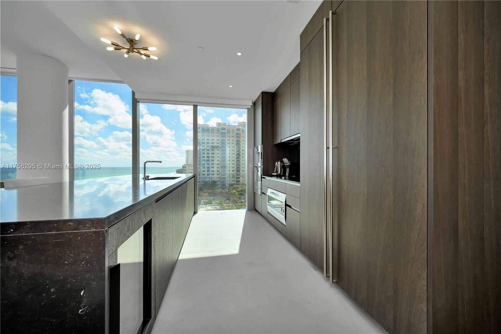 2000 S Ocean Dr 7B