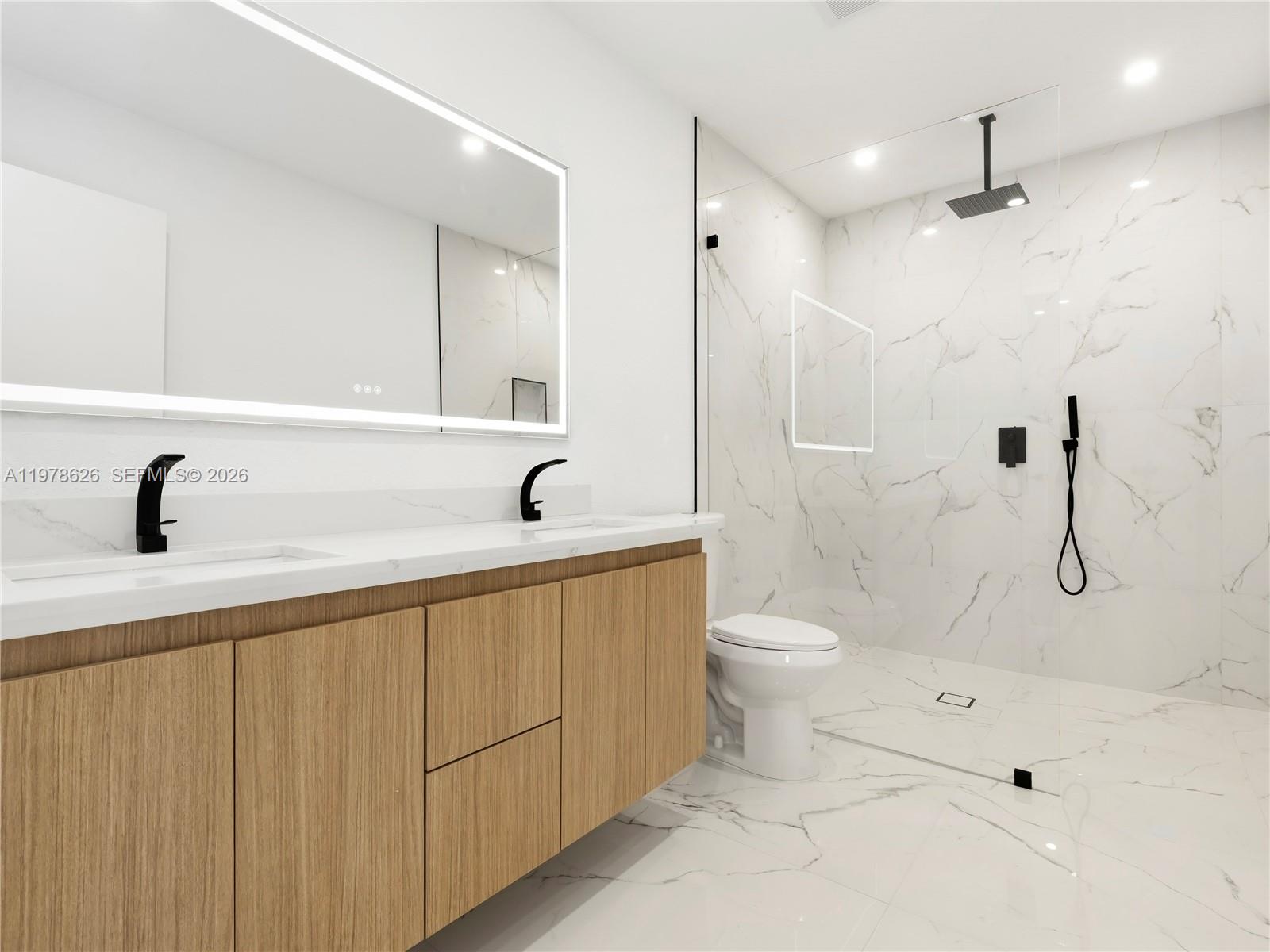 CARVER RANCHES - Residential