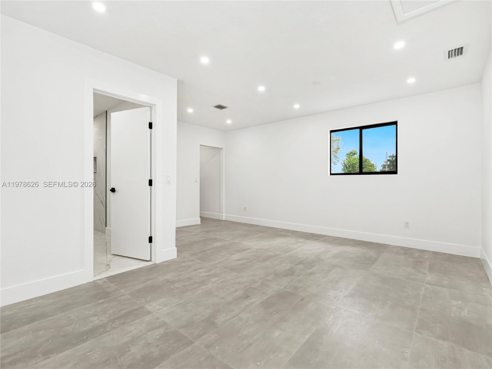 CARVER RANCHES - Residential