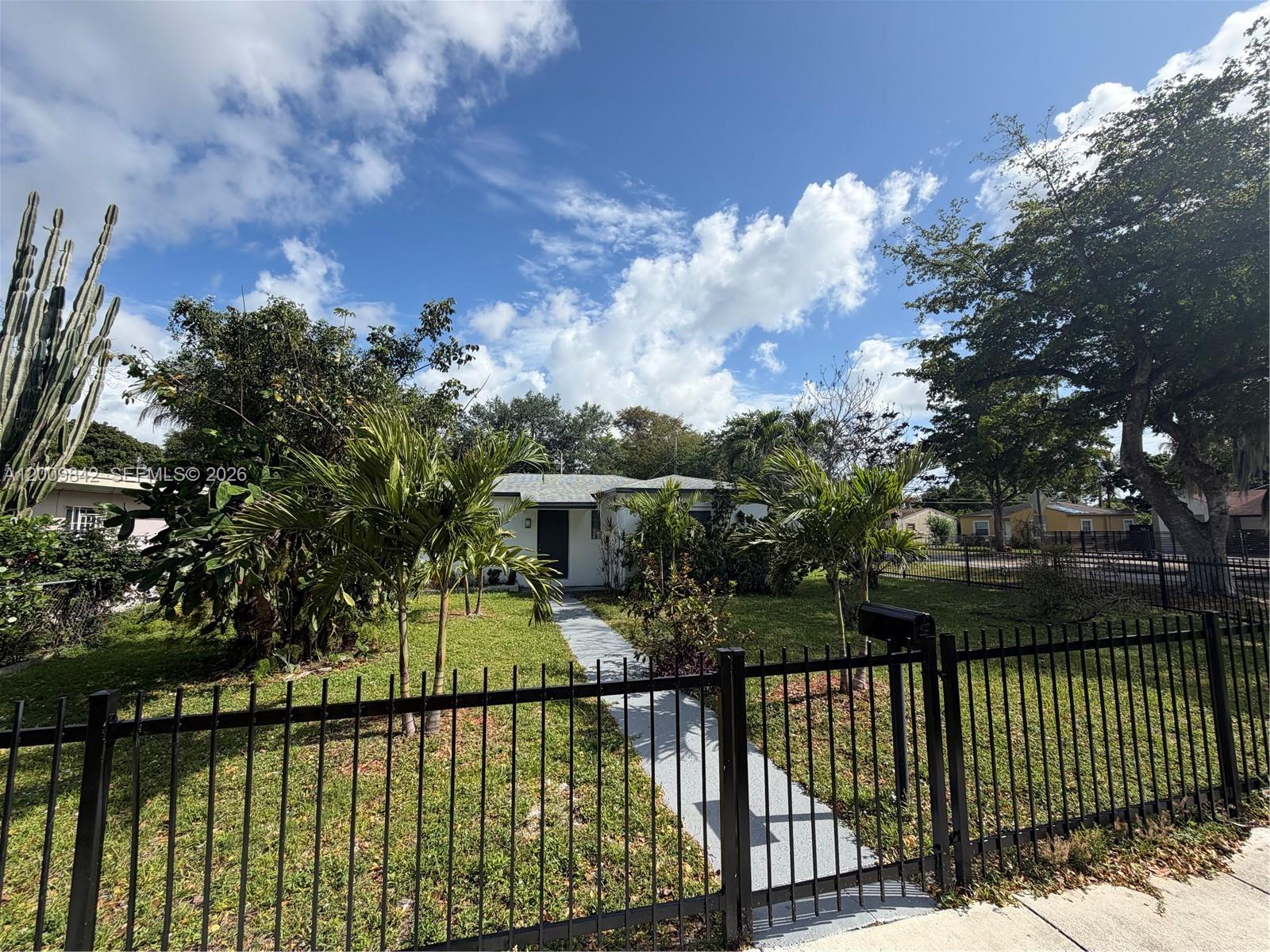 1005 NW 123rd St
