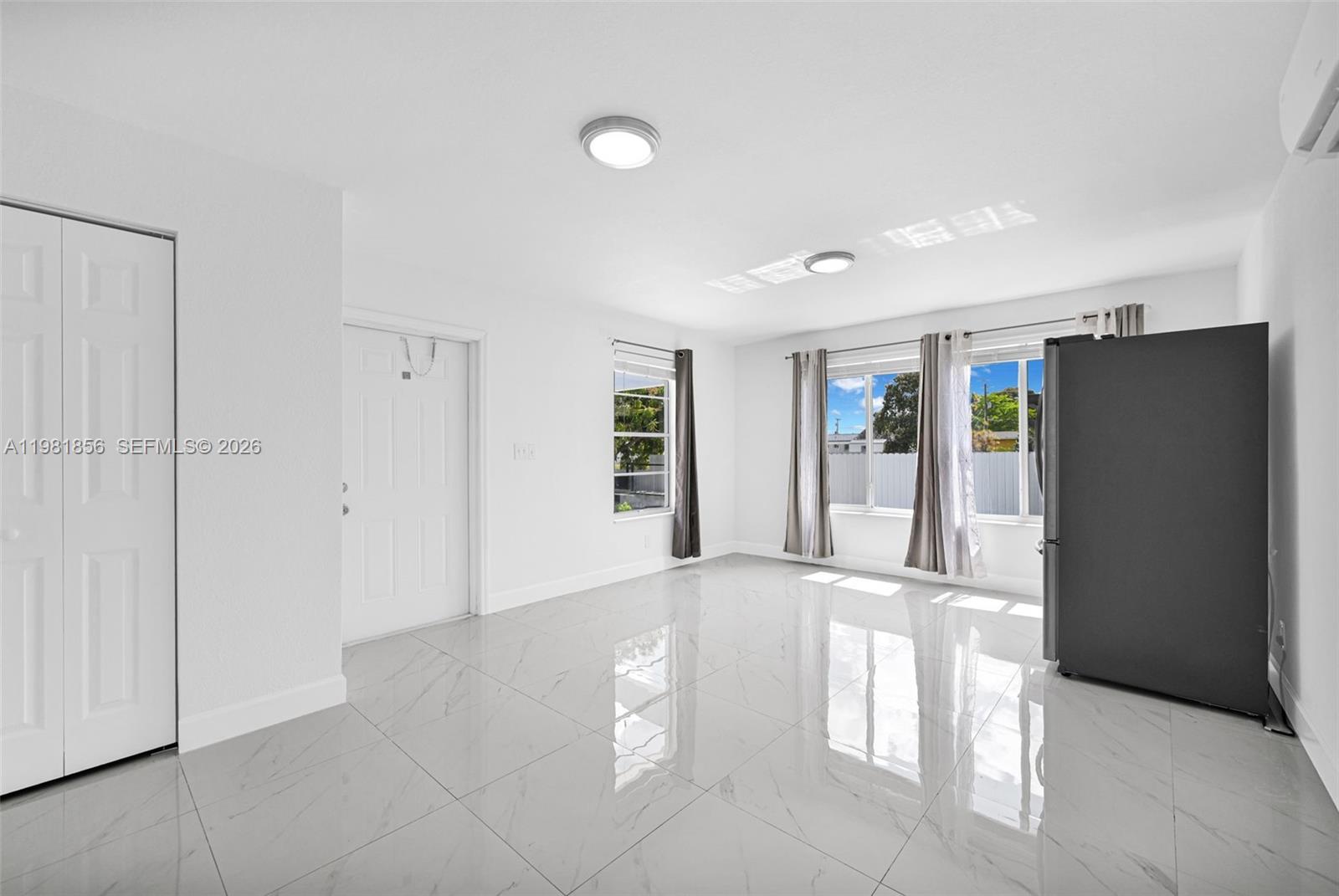 PALM SPRINGS 5TH ADDN SEC - Residential