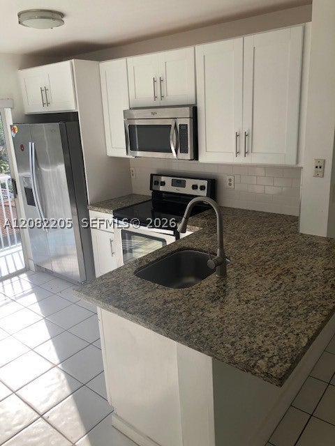 2575 SW 27th Ave 506