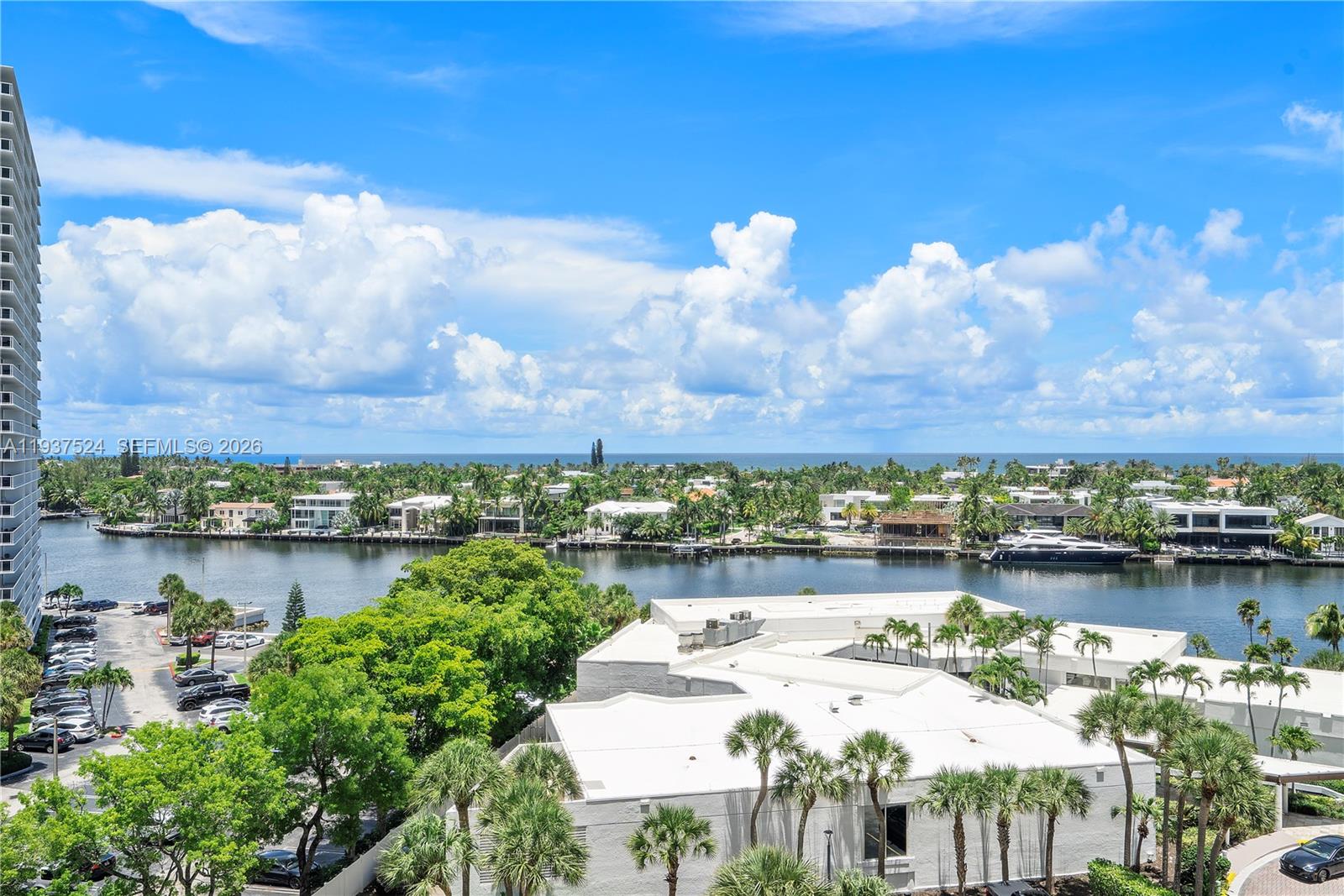 20281 E Country Club Dr 604