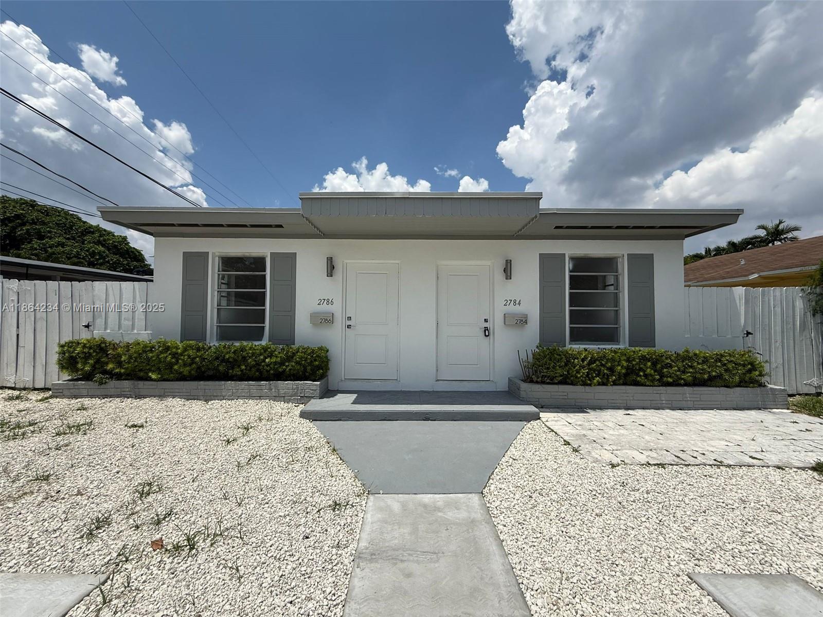 Fresh and newly renovated 1/1, new kitchen, stainless steel appliances, new bathroom, new A/C split systems, new private washer and dryer. Pending brand new impact window installation. Large back yard and drive way, parking for several cars.