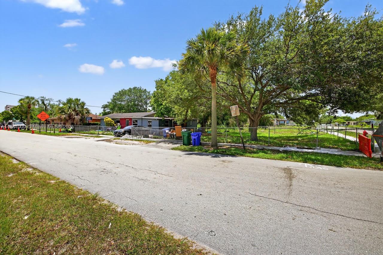 360 NW 28th Ave
