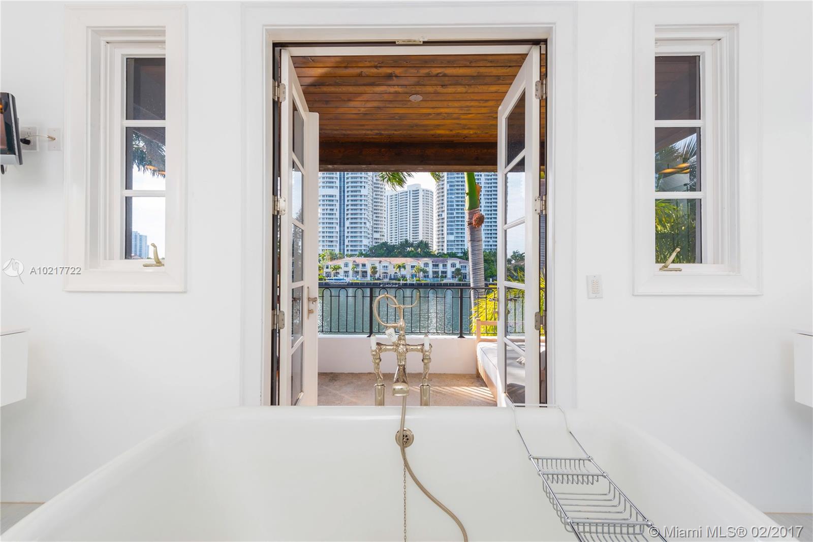 Golden Bch Sec F - Residential