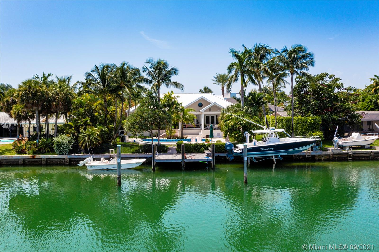 MASHTA ISLAND A REPLAT OF - Residential