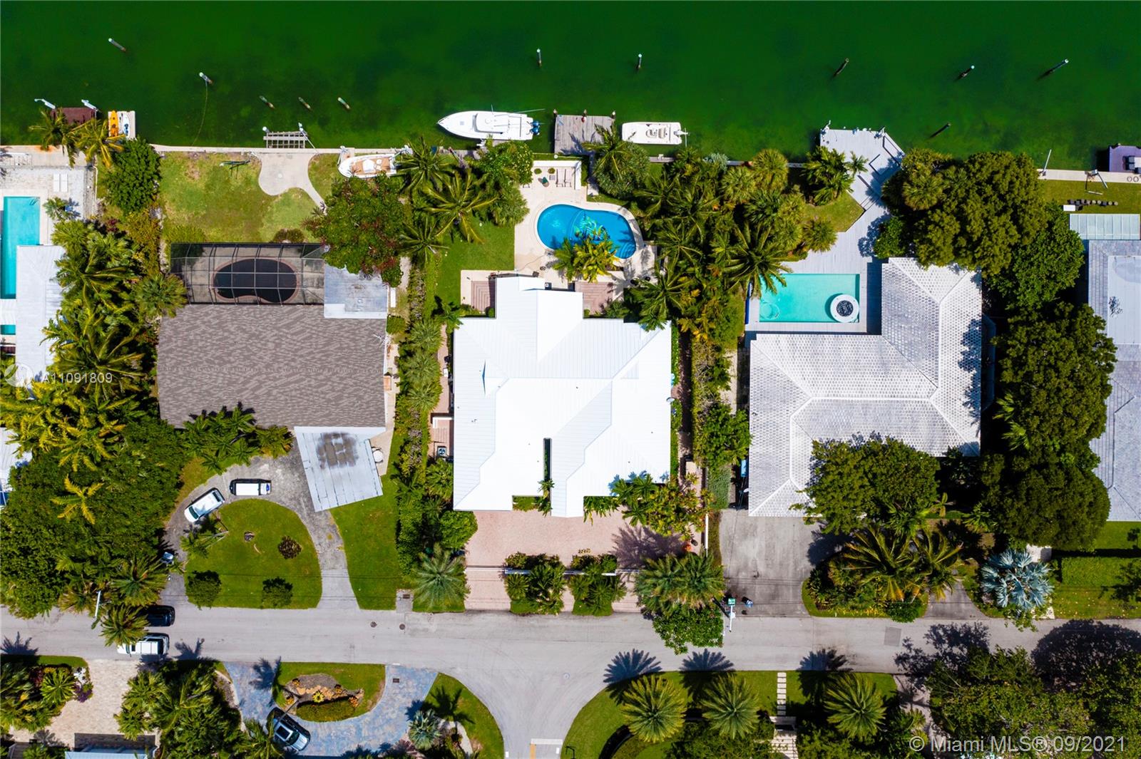 MASHTA ISLAND A REPLAT OF - Residential