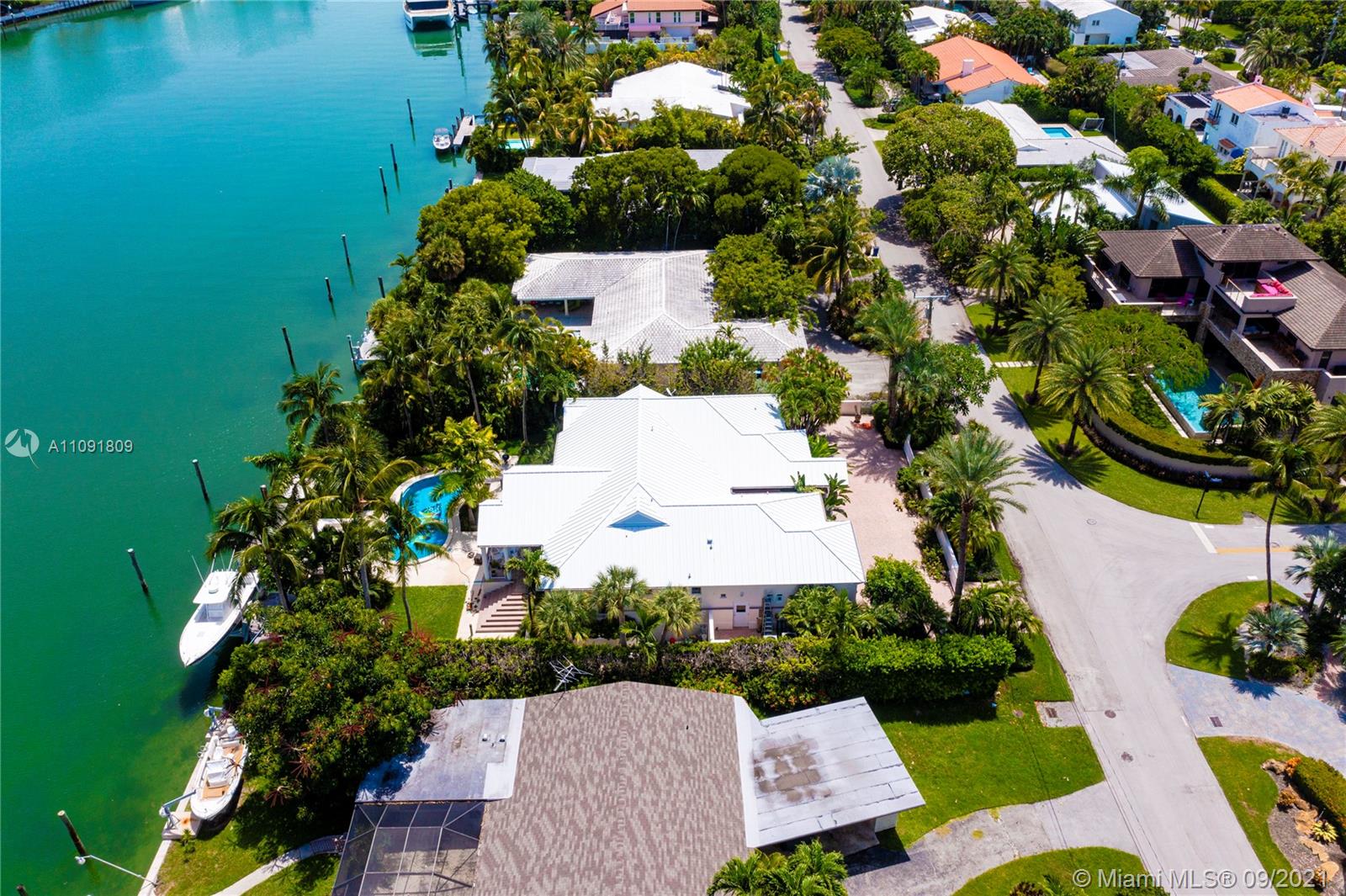 MASHTA ISLAND A REPLAT OF - Residential