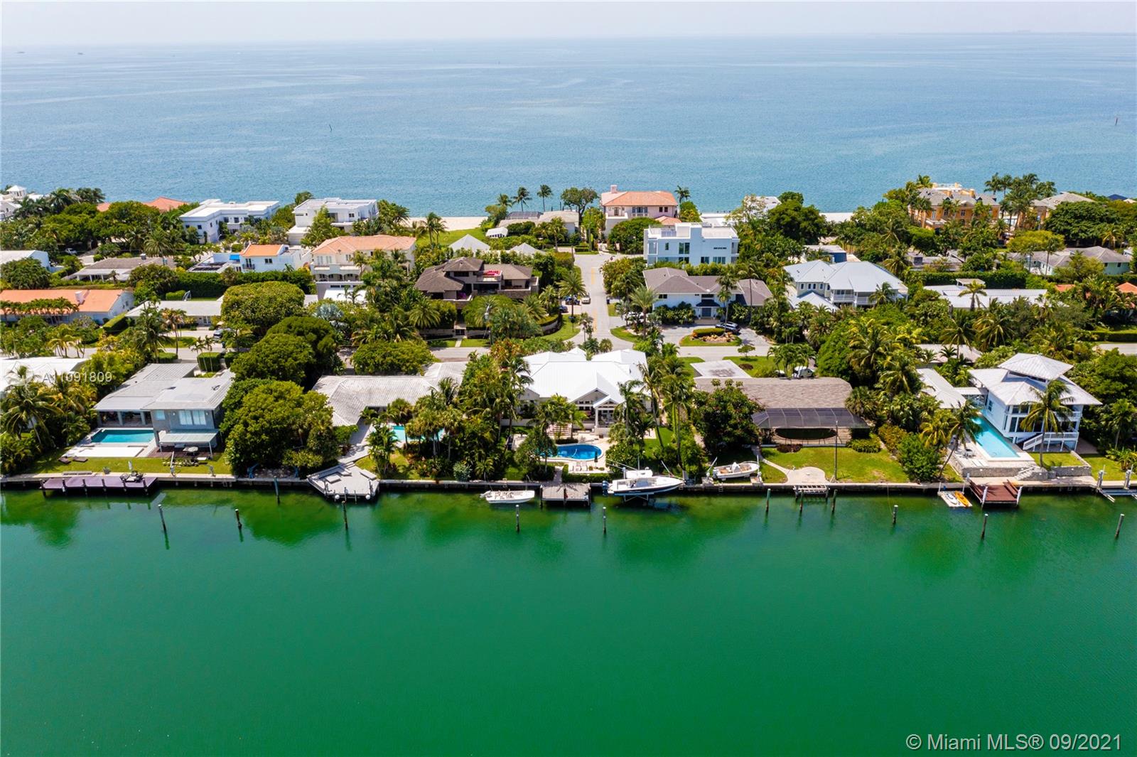 MASHTA ISLAND A REPLAT OF - Residential