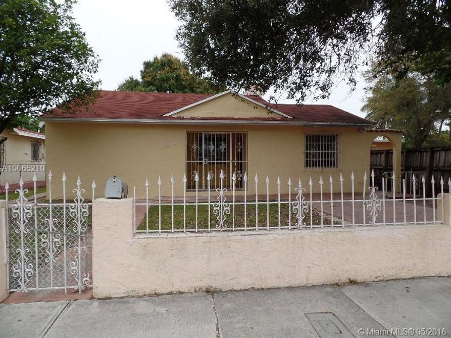 Did you say you're looking for a home in Shenandoah? Look no further! This home is ready for you and your family to make beautiful memories here. This huge home features 2,813 square feet of living area on a 6,850 sq.ft. lot, 3 bedrooms and 2 bathrooms. So close to lots of transportation, dining, shopping & A schools. Home is tiled throughout and ready for your finishing touches. Ask us how you can make this your home today. This is a  HomePath property.