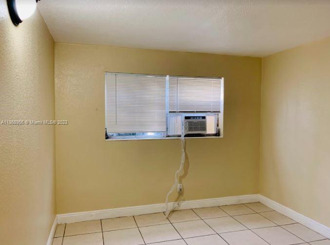 DIXIE HWY PARK - Residential Income