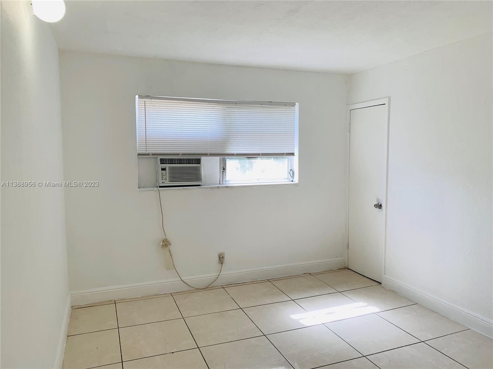 DIXIE HWY PARK - Residential Income