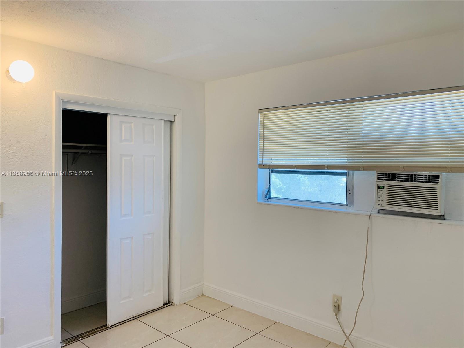 DIXIE HWY PARK - Residential Income