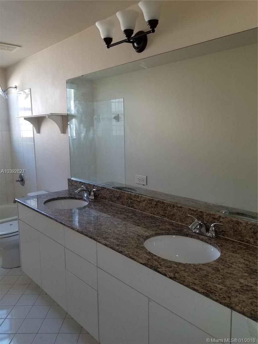 SECTORS 3 & 4 BOUNDARY PL - Residential Lease