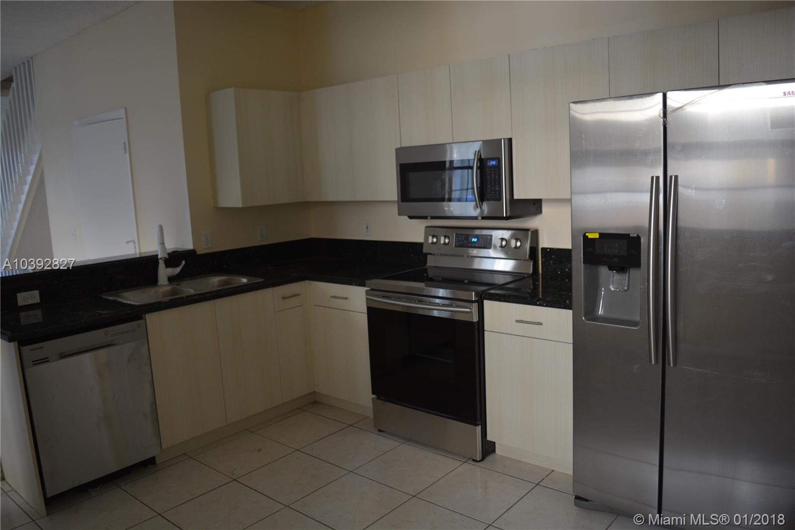 SECTORS 3 & 4 BOUNDARY PL - Residential Lease