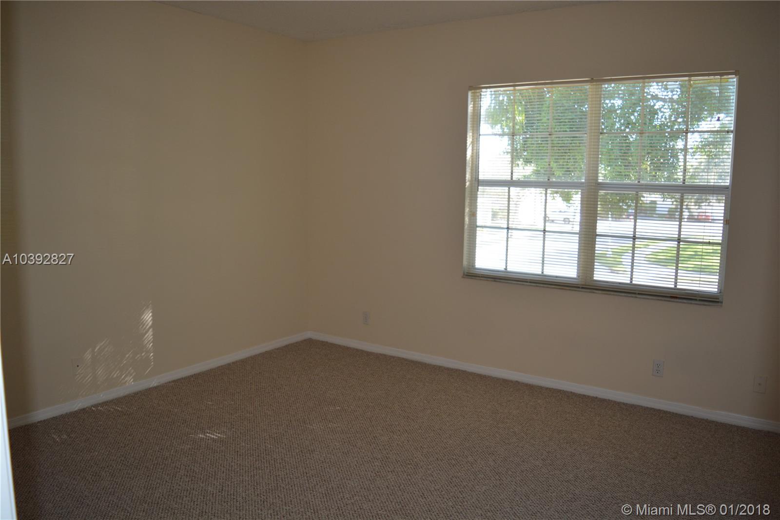 SECTORS 3 & 4 BOUNDARY PL - Residential Lease