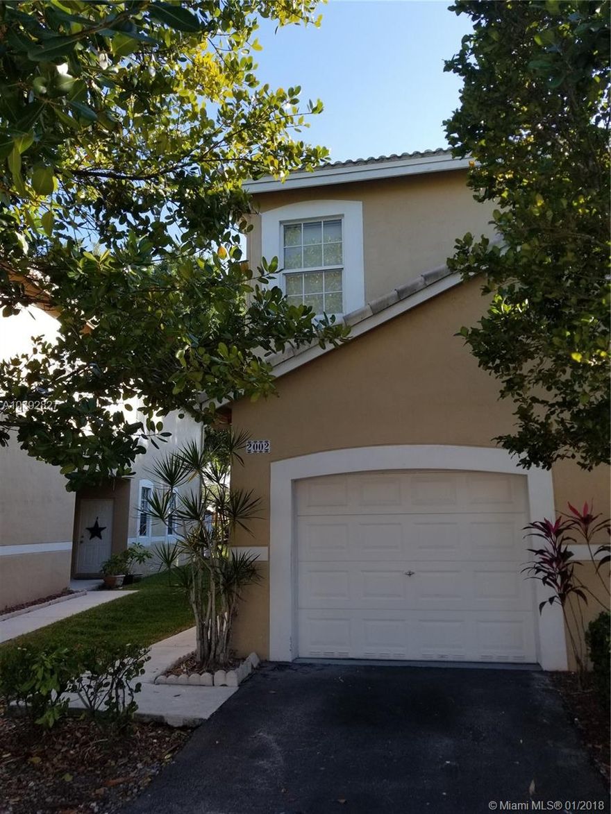 BEAUTIFUL REMODELED 4 BED CORNER UNIT, EVERYTHING NEW INCLUDING CABINETS, CARPET AND TOP OF THE LINE APPLIANCES, FRONT LOAD WASHER AND DRYER ALSO BRAND NEW, GRANITE COUNTERTOPS, MUST SEE TO FALL IN LOVE. COMPLETELY PAINTED AND READY TO MOVE IN. CLOSE TO I-75, SHOPPING MALLS IN THE BEST A+ SCHOOLS DISTRICT WESTON HAS TO OFFER. PET FRIENDLY (some restrictions apply).