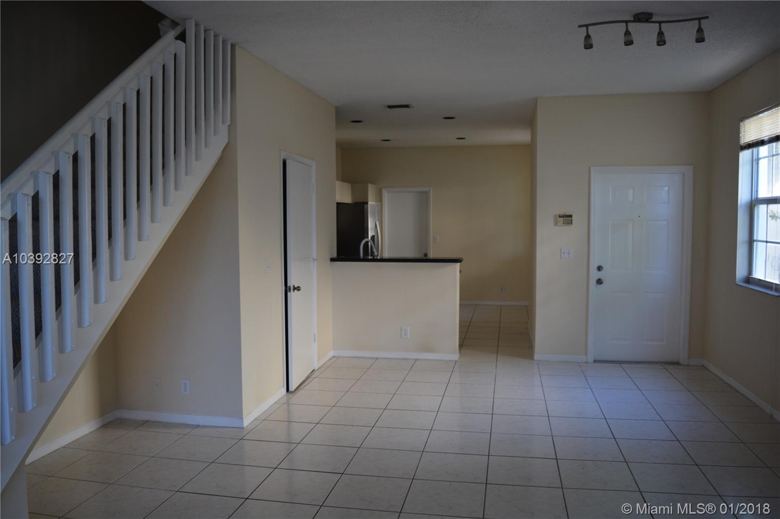 SECTORS 3 & 4 BOUNDARY PL - Residential Lease