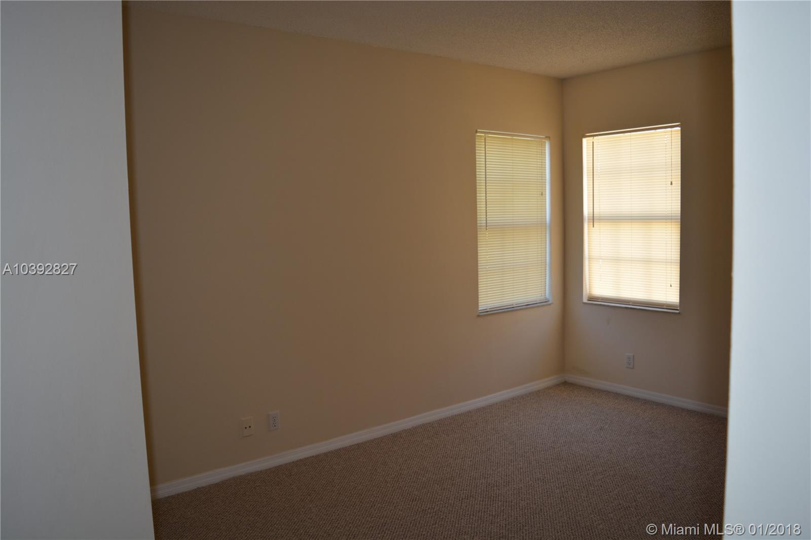 SECTORS 3 & 4 BOUNDARY PL - Residential Lease