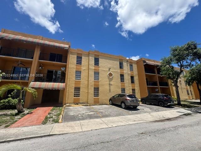 BELLA VENEZIA CONDO - Residential
