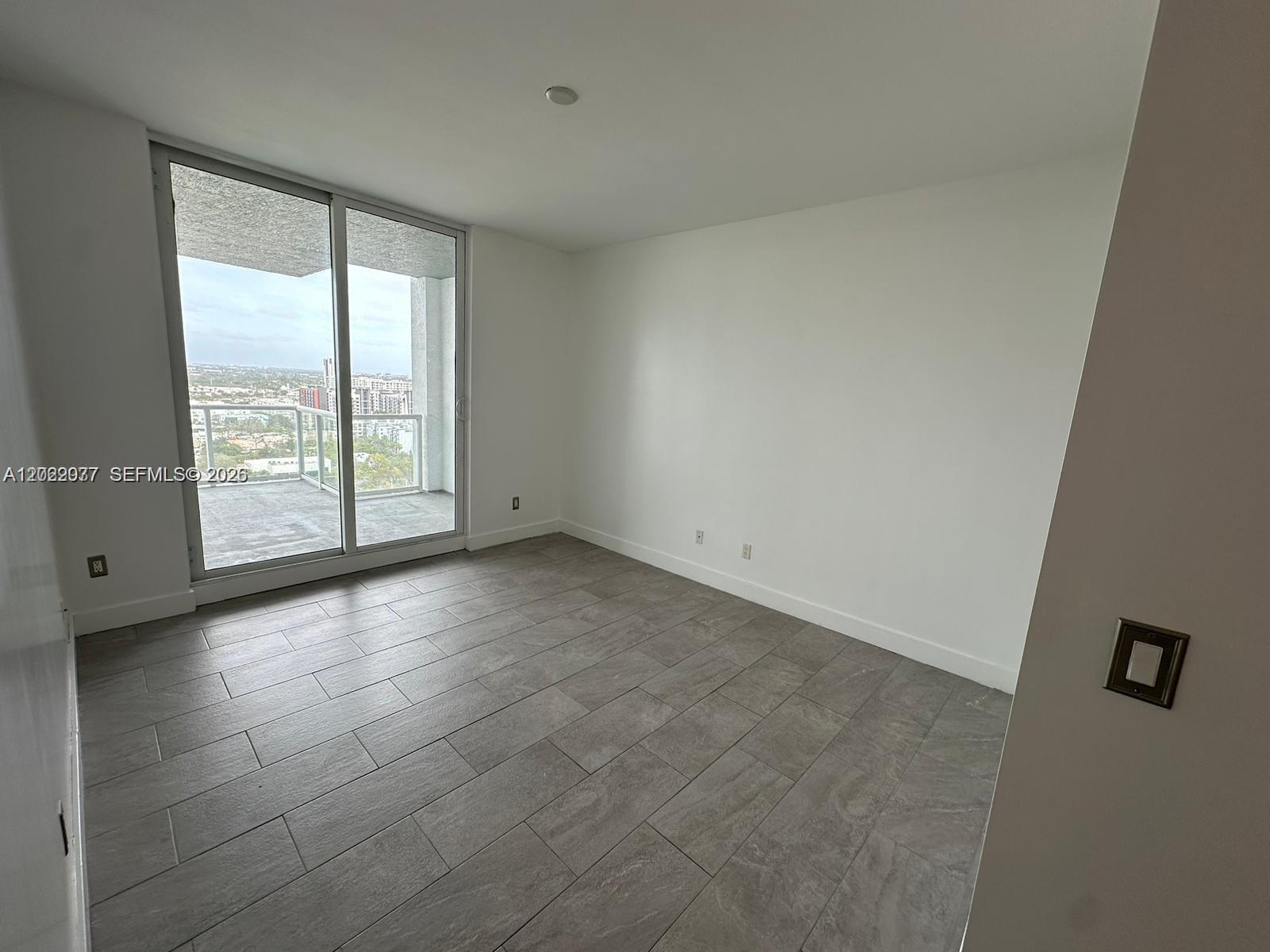 315 NE 3rd Ave 2009