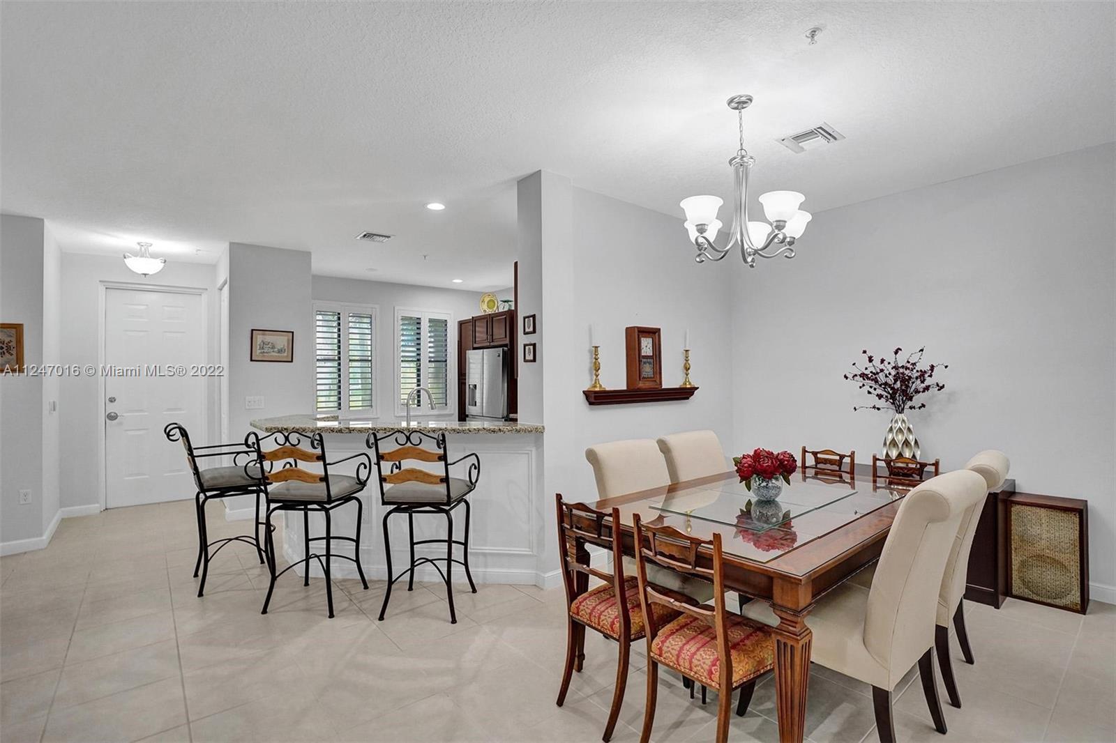 VILLA ALHAMBRA CONDO - Residential