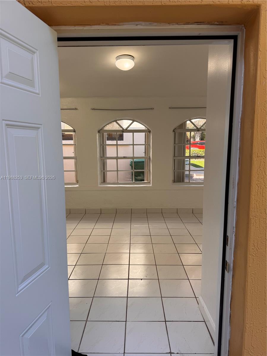 TRAIL PARK - Residential Lease