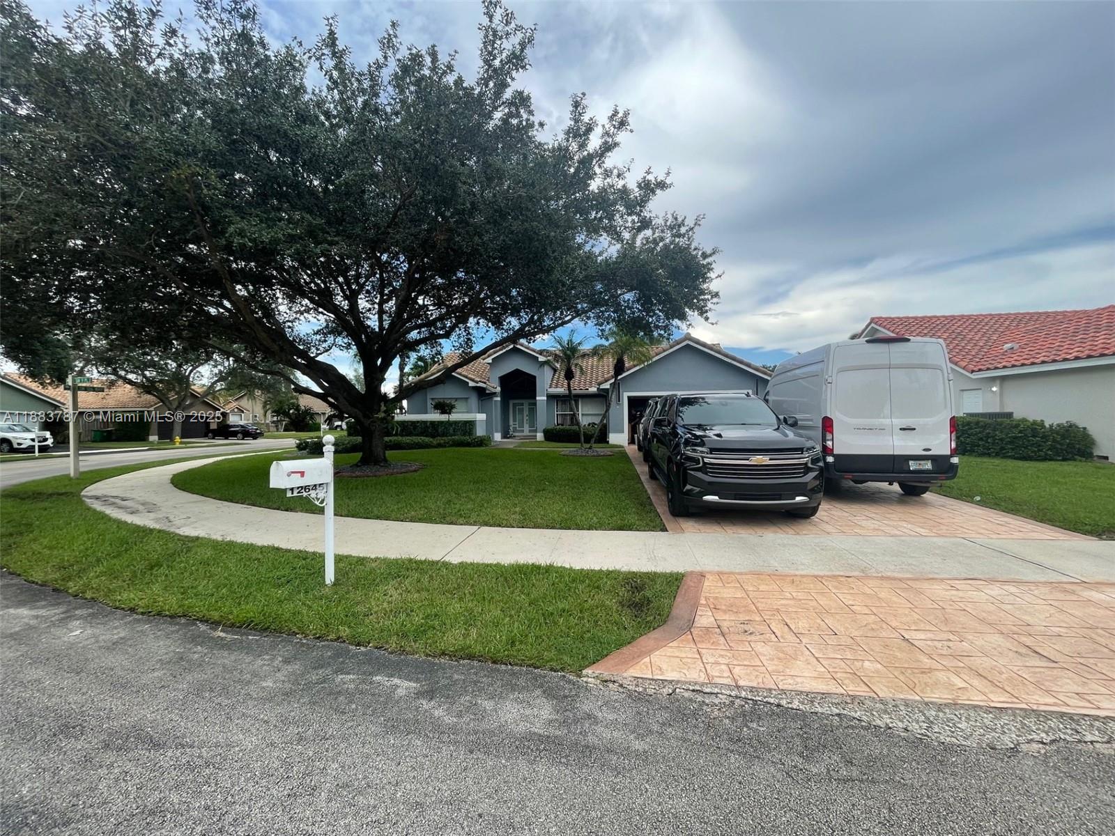 ARBORETUM AT DAVIE - Residential