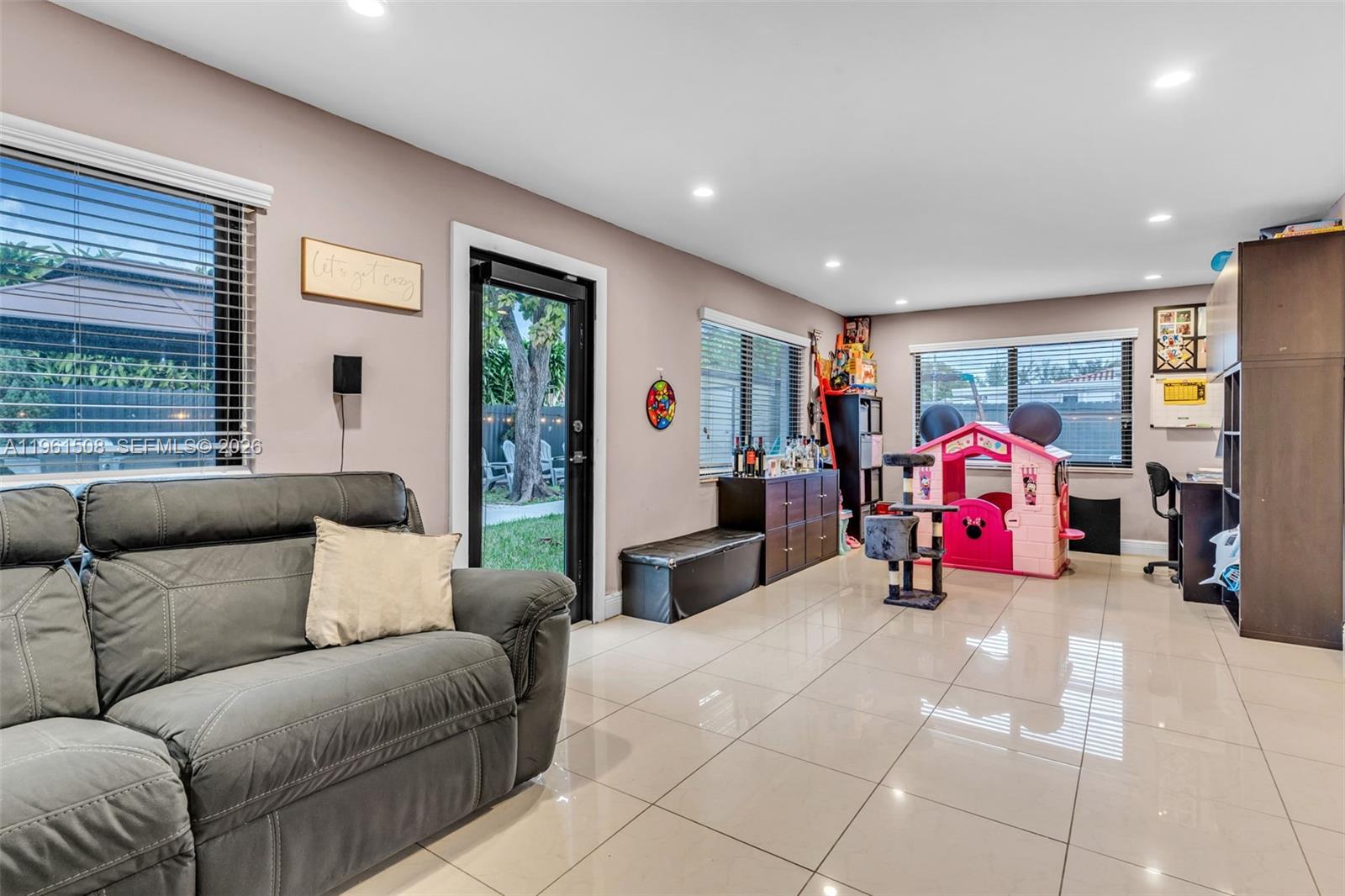 CENTRAL MIAMI PART 7 - Residential