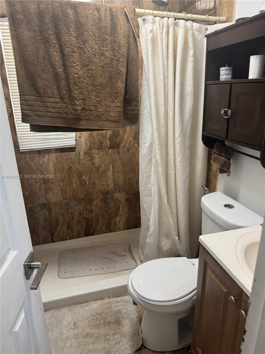 BISCAYNE RIVER GARDENS - Residential