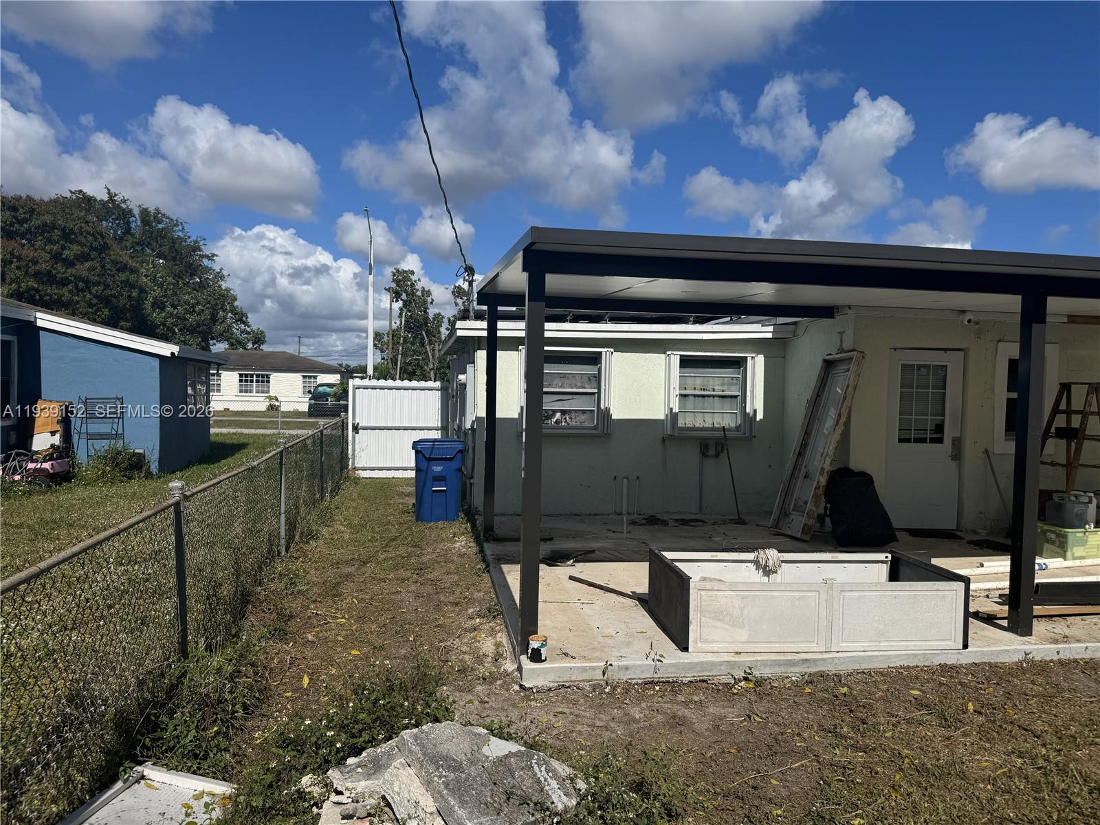 BISCAYNE RIVER GARDENS - Residential