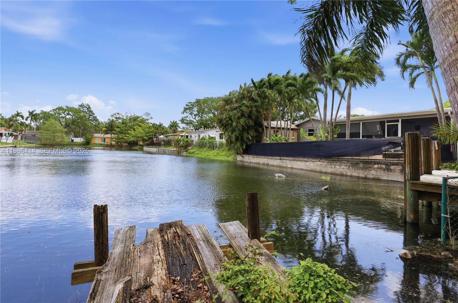 LAKEWOOD VILLAS - Residential