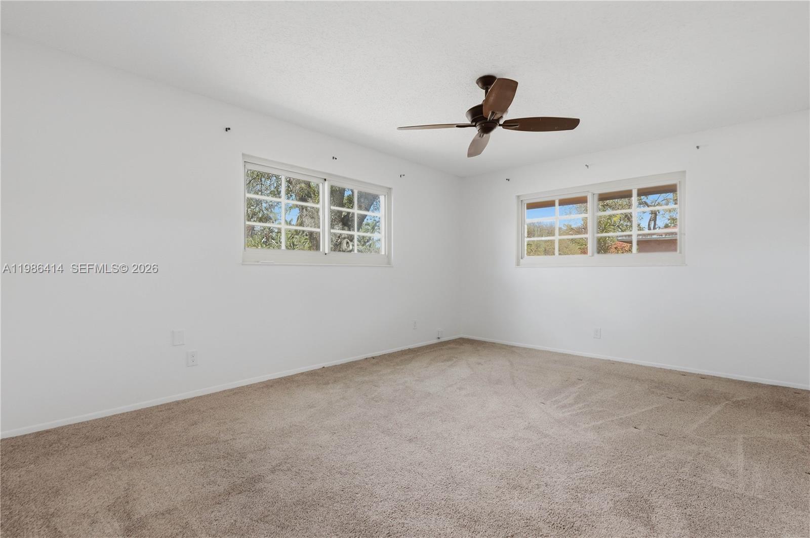 LAKEWOOD VILLAS - Residential