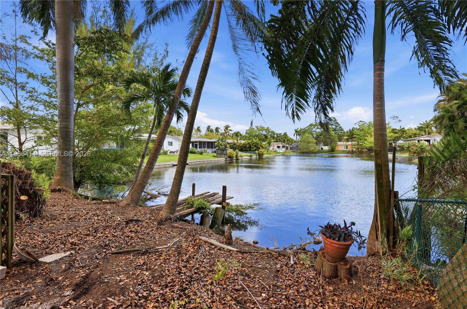 LAKEWOOD VILLAS - Residential