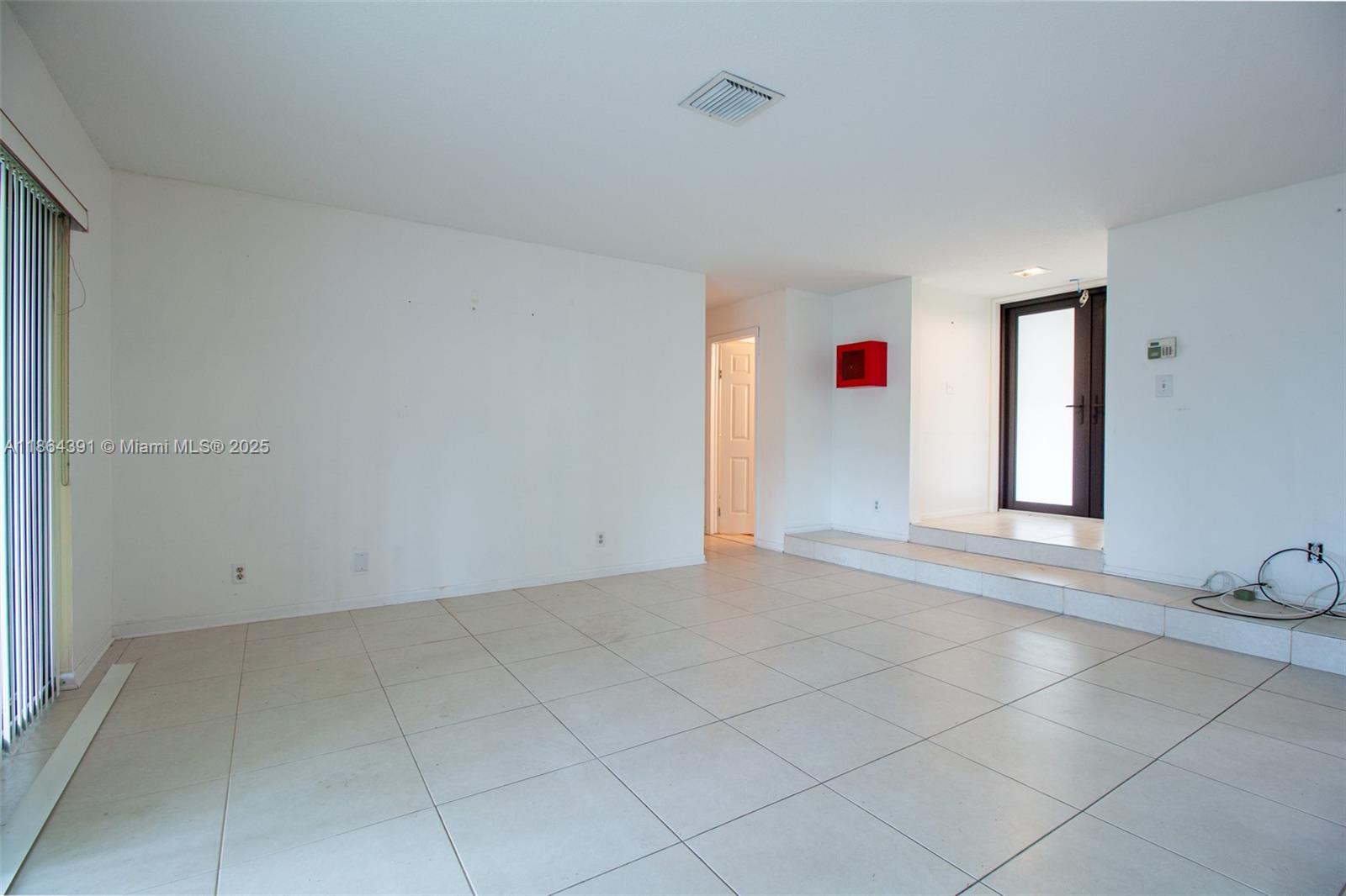 WELLEBY UNIT 2 - Residential