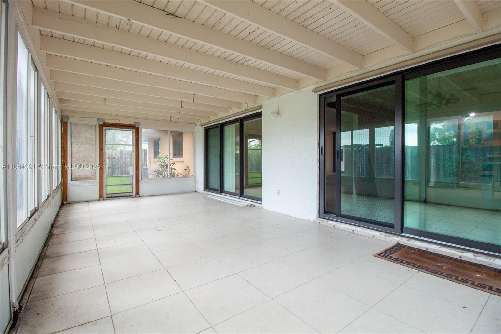 WELLEBY UNIT 2 - Residential