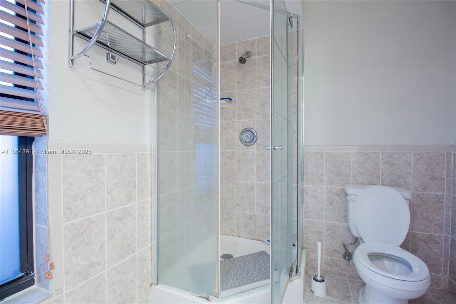 WELLEBY UNIT 2 - Residential