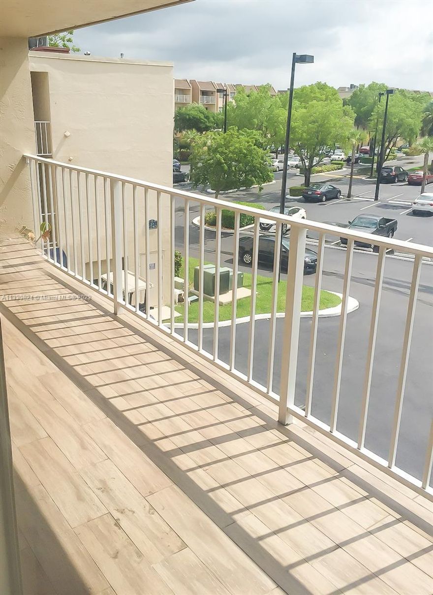 Two bedroom/one and a half bathroom unit in gated Kings Creek South community. Updated kitchen and bathrooms, spacious bedrooms, tankless water heater and tile throughout. Beautiful landscaping, clubhouse, billiard room, exercise room and tennis courts, management on site. Close to expressways, Baptist hospital, Dadeland mall and Metrorail available for immediate occupancy. **Only first month and security deposit needed to move in.**