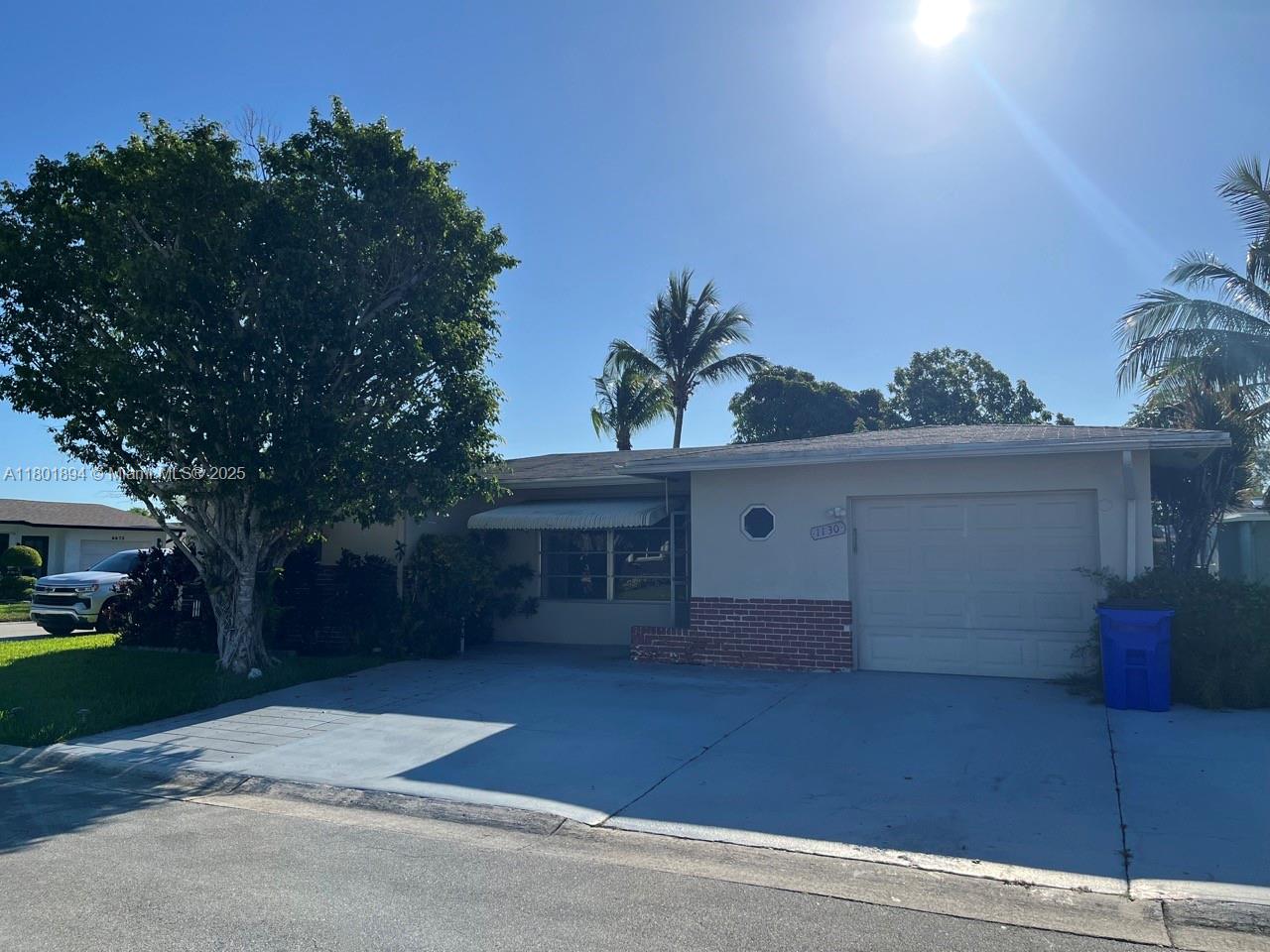 1130 Nw 67th Ave, Margate, Broward County, Florida - 2 Bedrooms  
2 Bathrooms - 