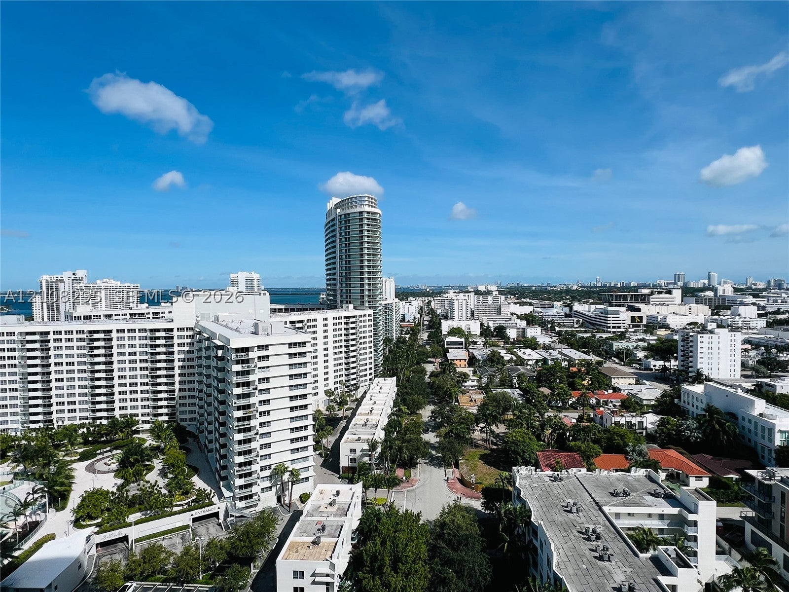 1330 West Ave 2005