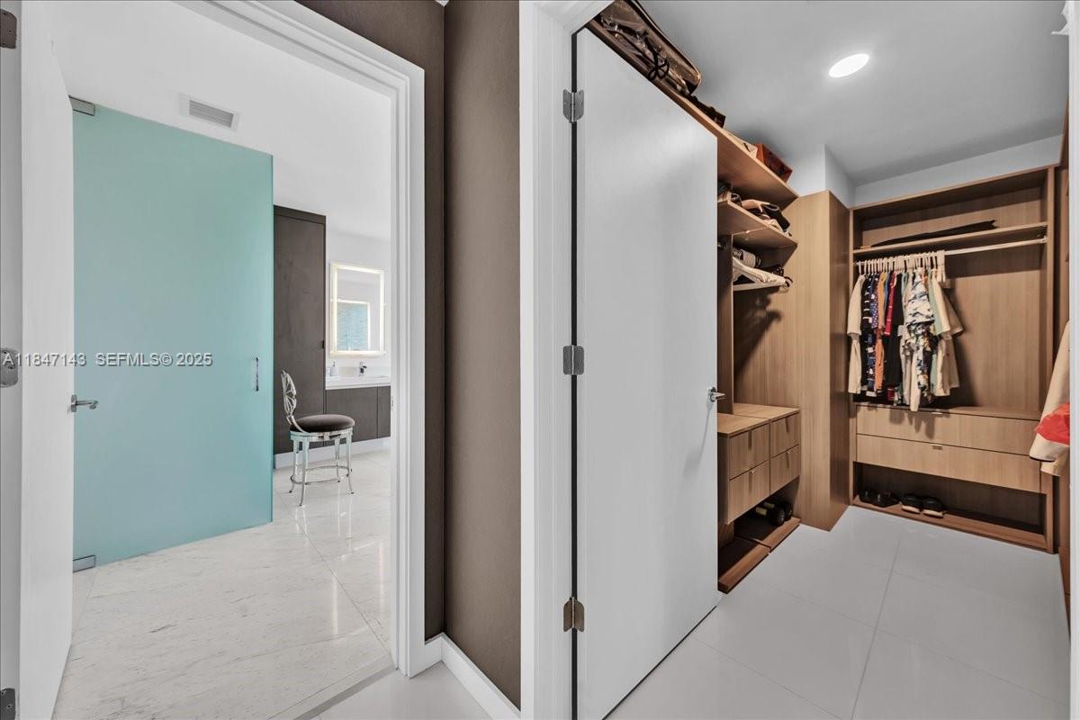 PARAMOUNT MIAMI WORLDCENT - Residential