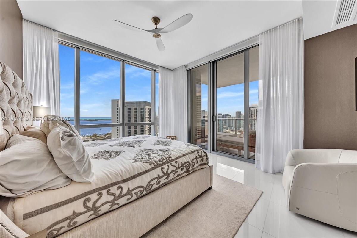 PARAMOUNT MIAMI WORLDCENT - Residential