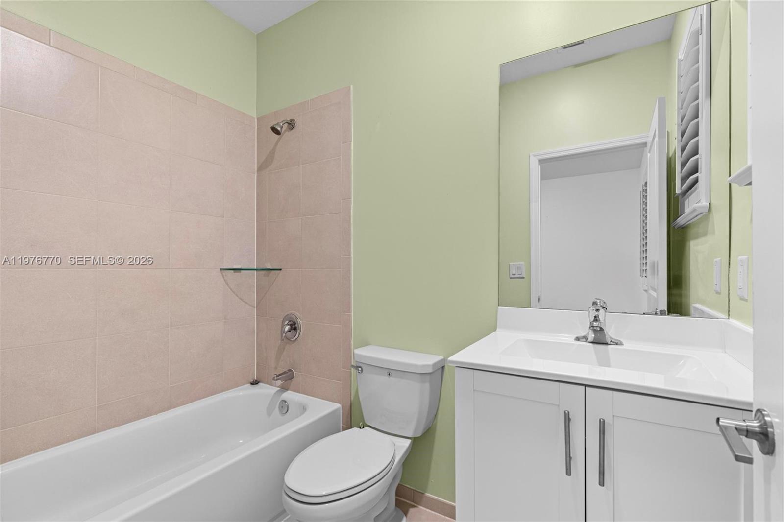 HOMESTEAD PARK OF COMMERC - Residential Lease